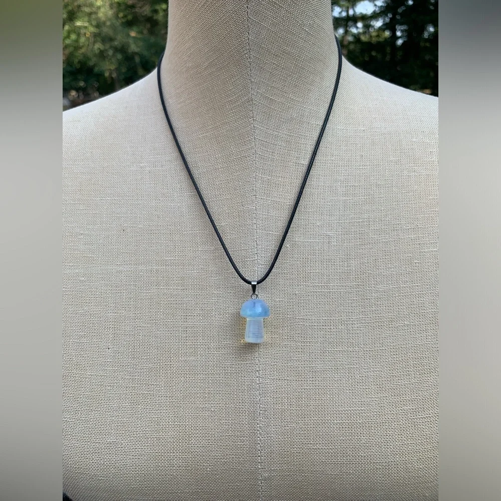 Handmade Genuine Stone Mushroom Amulet Necklace - Picture 5 of 12